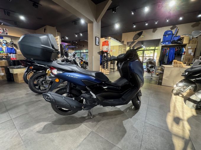 YAMAHA NMAX 125 4