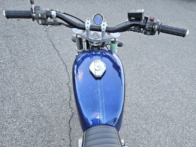 SUZUKI DR 750 4