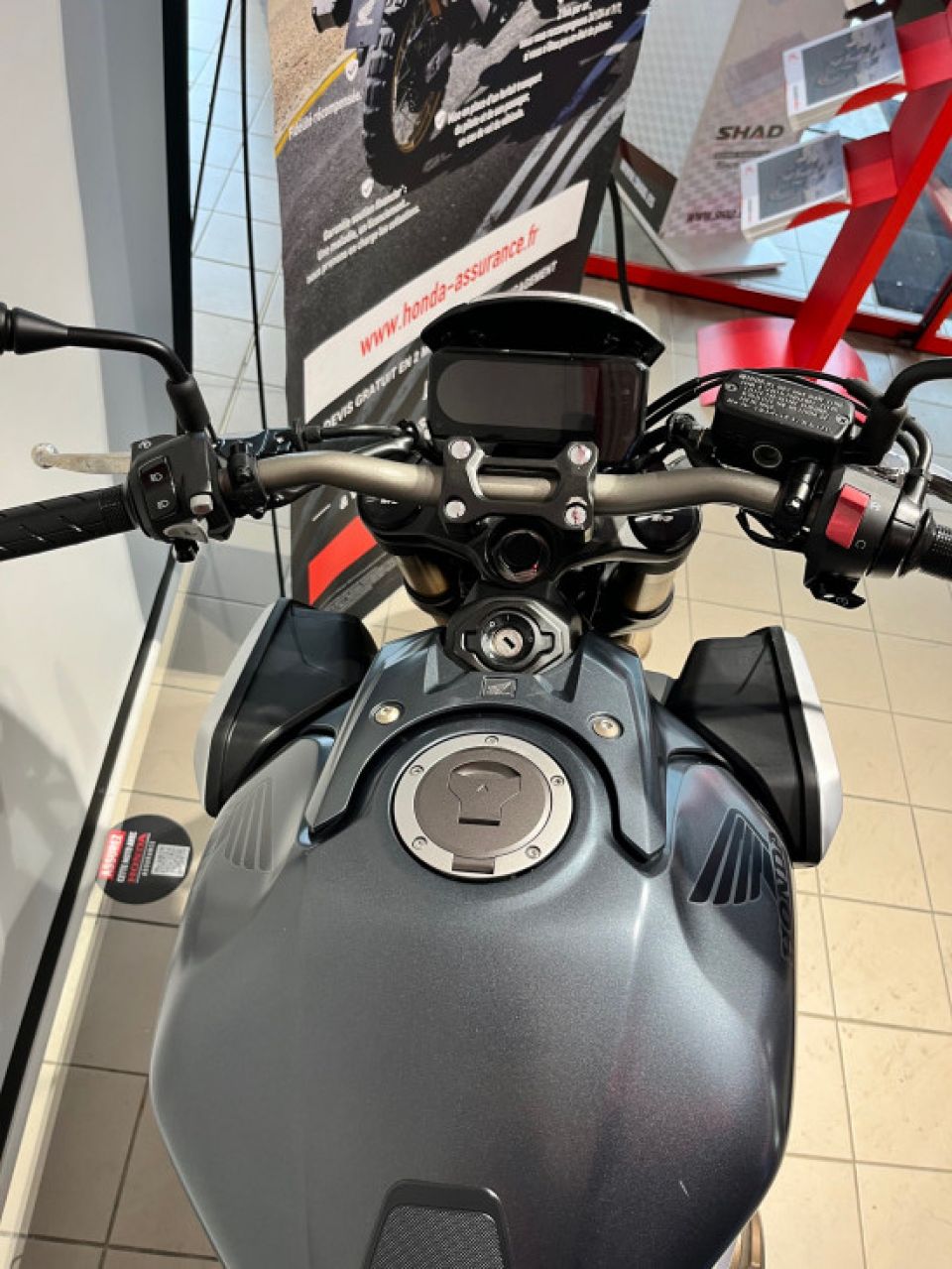HONDA CB650R Neo Sports Café 4