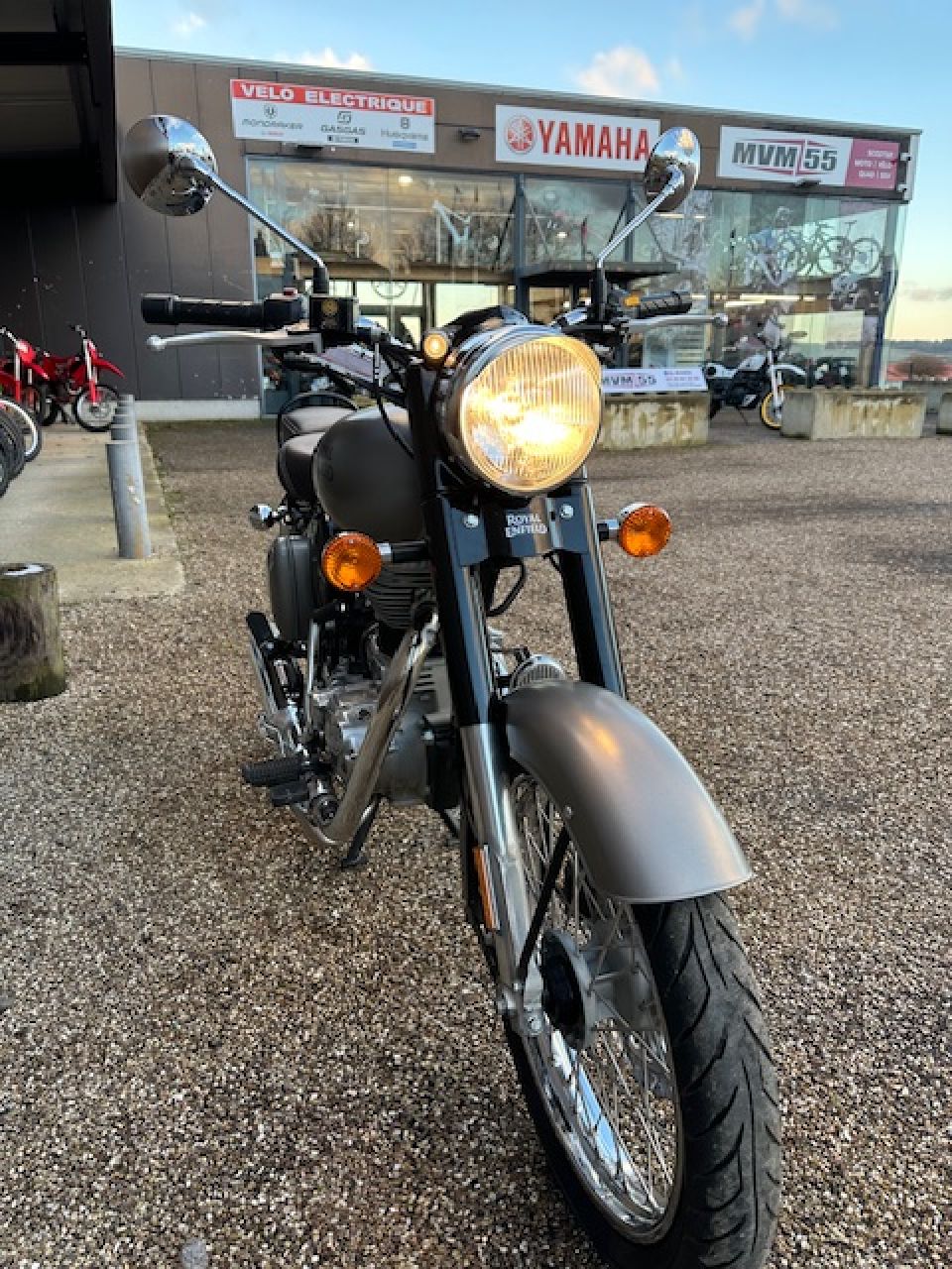 ROYAL ENFIELD BULLET 500 CLASSIC 4