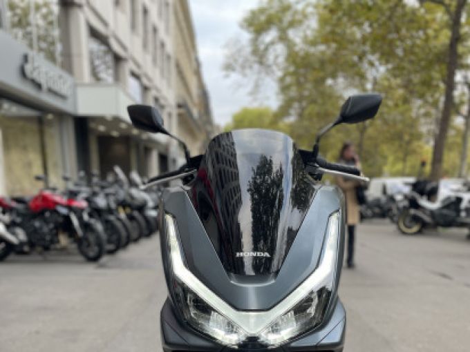 HONDA PCX125 4
