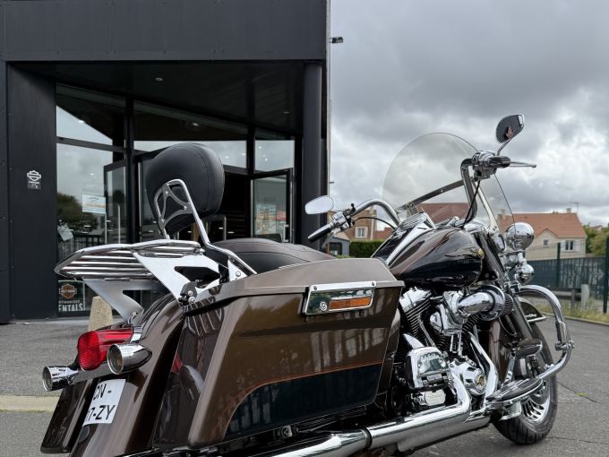 HARLEY-DAVIDSON TOURING ROAD KING 1690 4