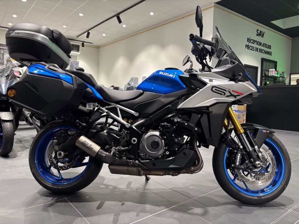 SUZUKI GSX-S 1000 GX 4