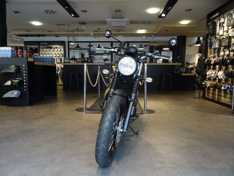 TRIUMPH SCRAMBLER 900 4