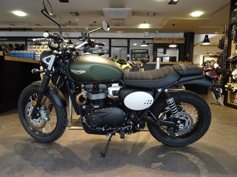 TRIUMPH SCRAMBLER 900 4