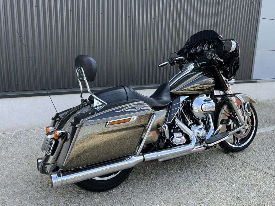 HARLEY-DAVIDSON TOURING STREET GLIDE 1690 4