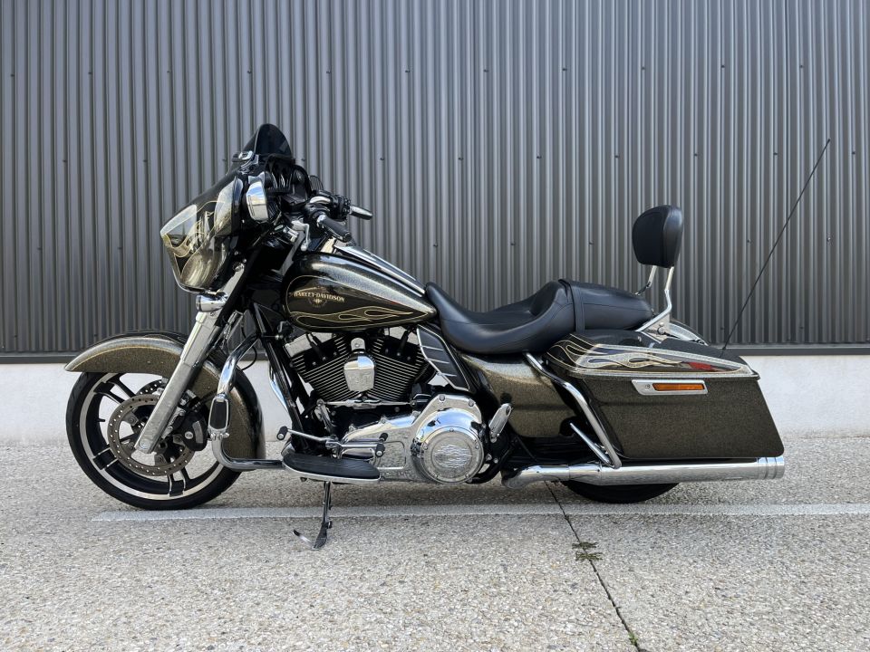 HARLEY-DAVIDSON TOURING STREET GLIDE 1690 4