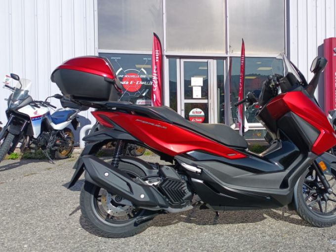 HONDA FORZA 125 ABS 4