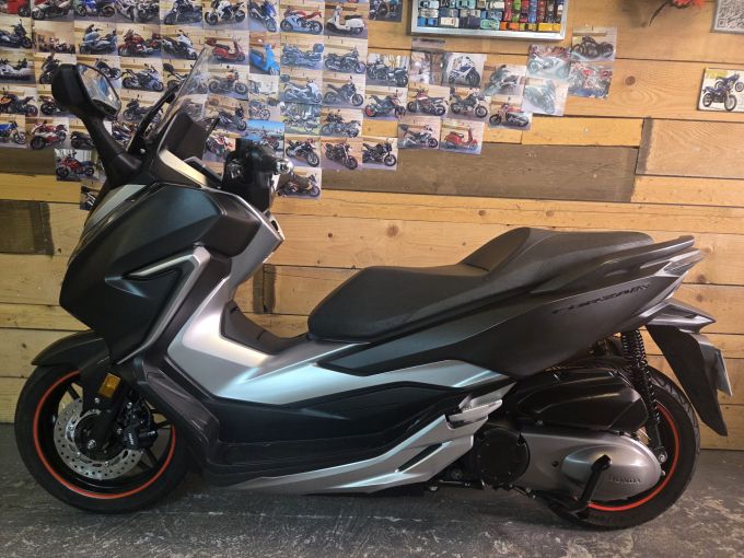 HONDA NSS FORZA 300 4