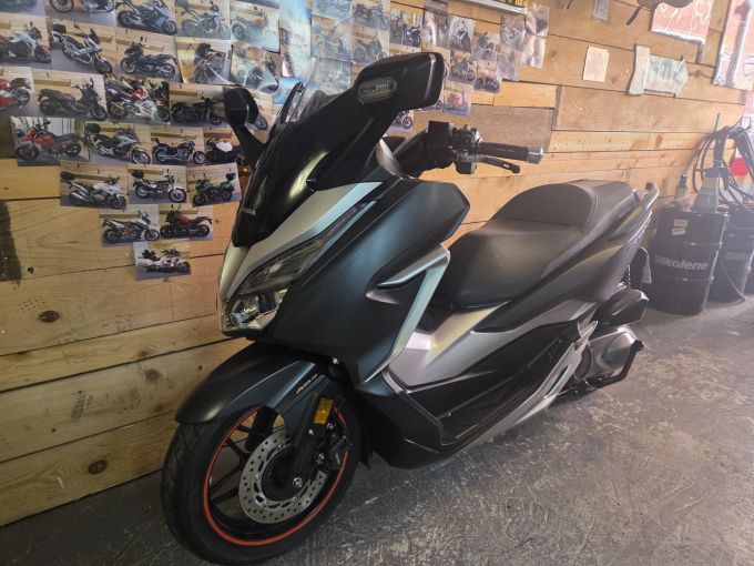 HONDA NSS FORZA 300 4