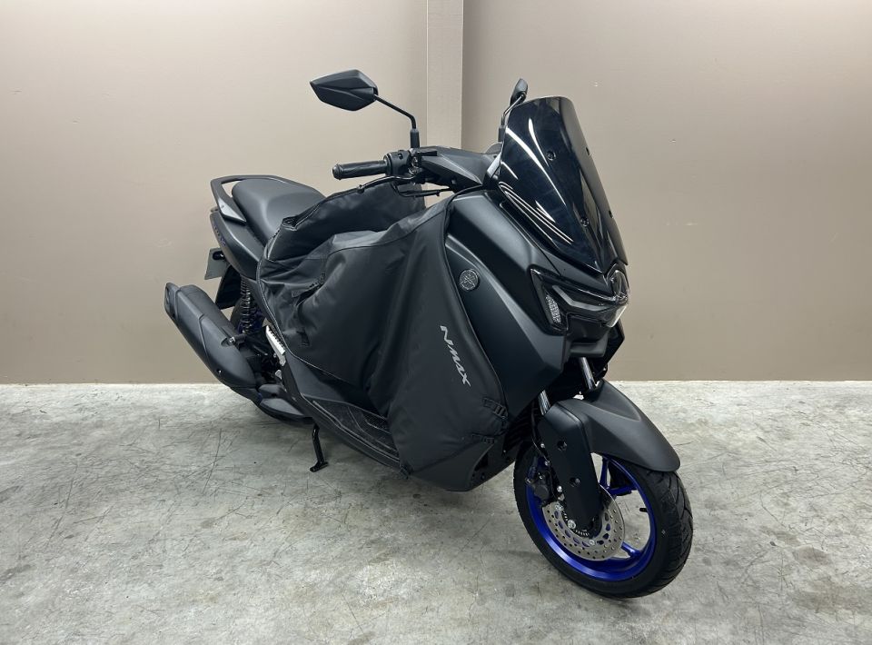 YAMAHA NMAX 125 4
