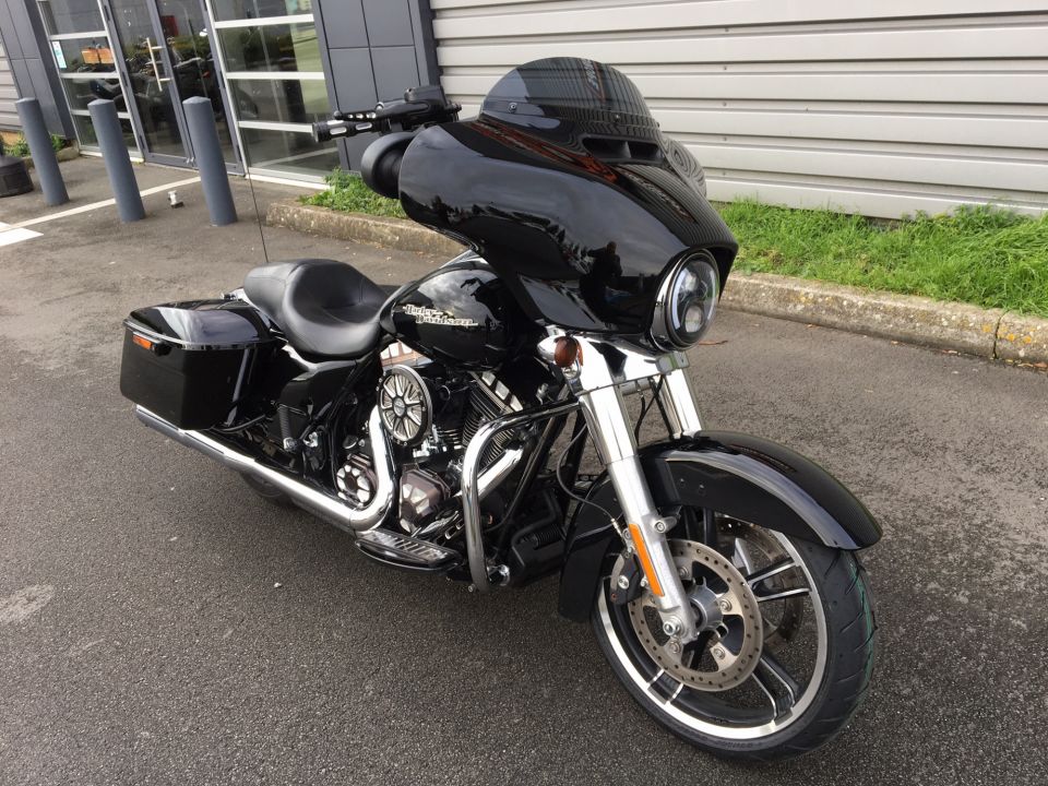 HARLEY-DAVIDSON TOURING STREET GLIDE 1690 SPECIAL 4