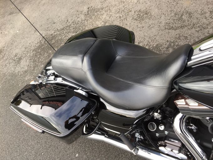 HARLEY-DAVIDSON TOURING STREET GLIDE 1690 SPECIAL 4