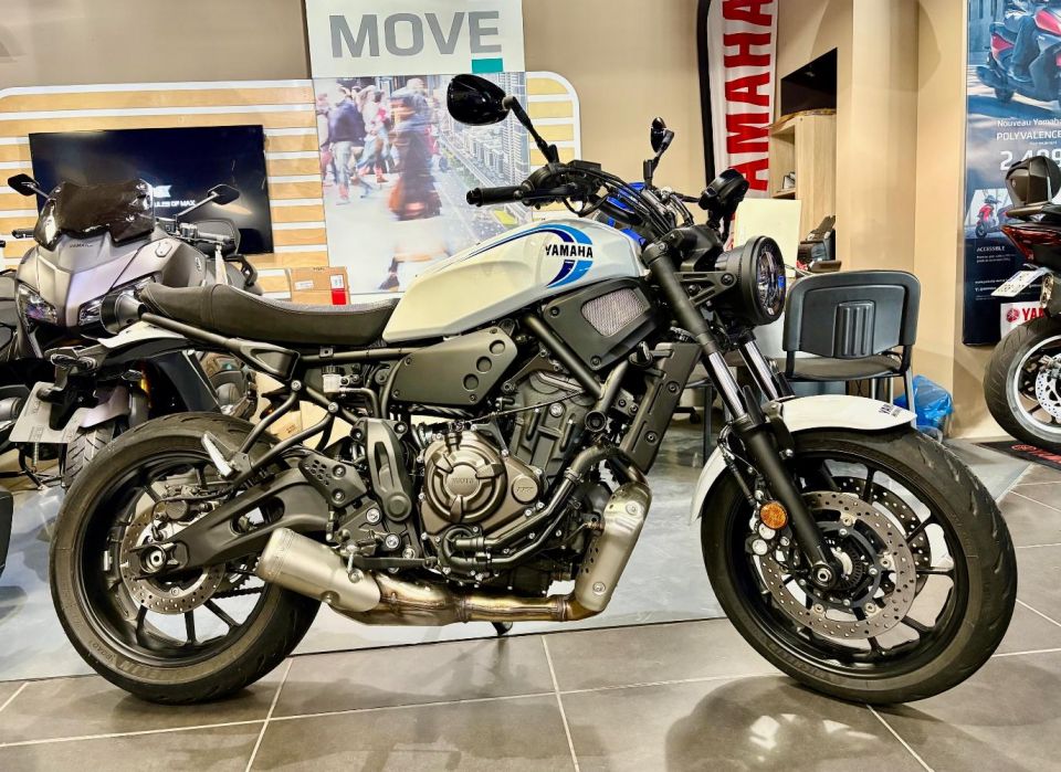 YAMAHA XSR 700 4