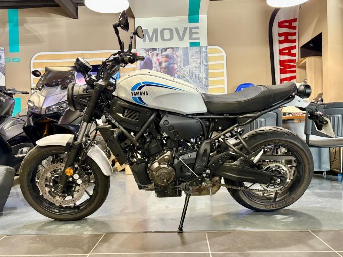 YAMAHA XSR 700 4