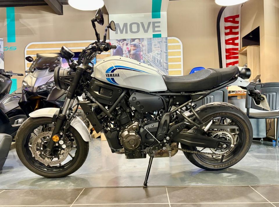 YAMAHA XSR 700 4