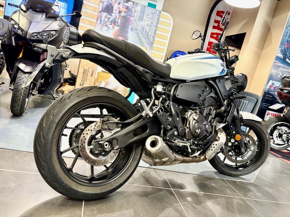 YAMAHA XSR 700 4
