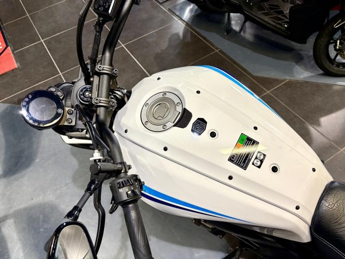 YAMAHA XSR 700 4