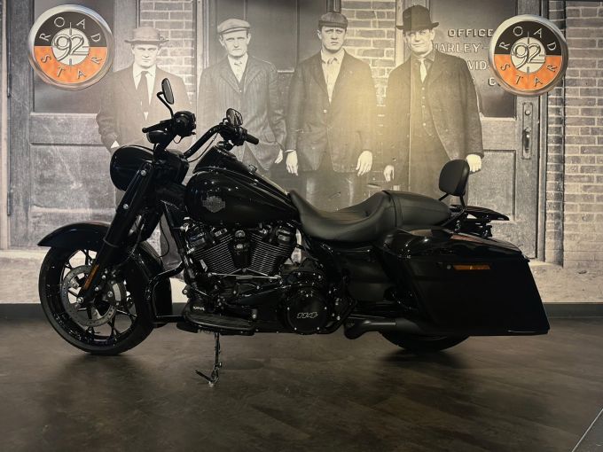 HARLEY-DAVIDSON TOURING ROAD KING 1868 SPECIAL 4