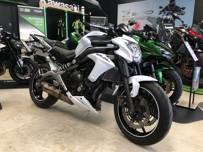 KAWASAKI ER-6 (47.5CV) 4