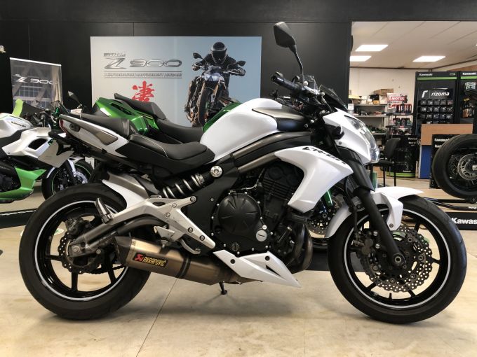 KAWASAKI ER-6 (47.5CV) 4