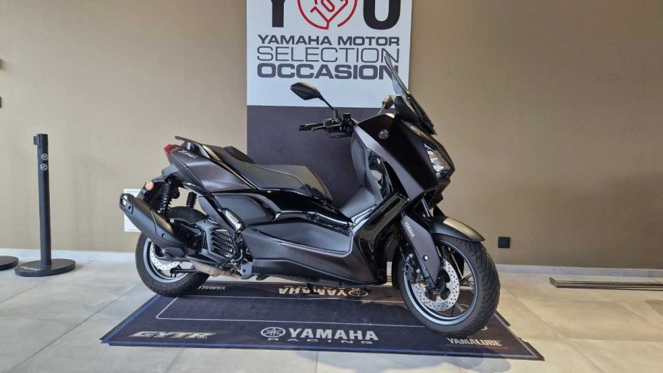YAMAHA XMAX 125 TECH MAX 4