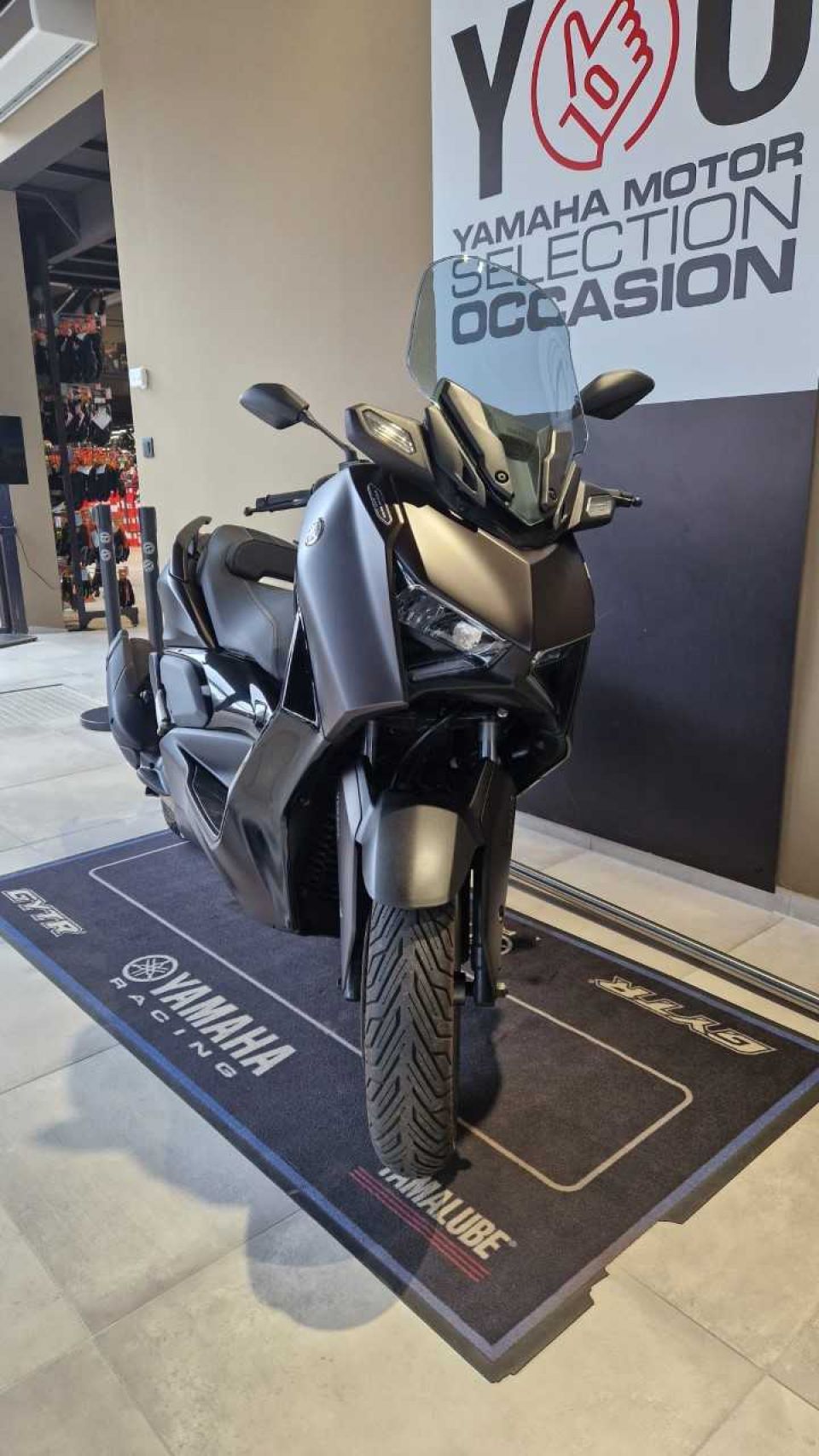 YAMAHA XMAX 125 TECH MAX 4