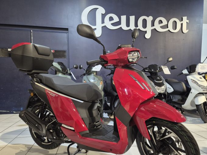 PEUGEOT TWEET 125 4