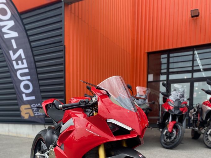 DUCATI PANIGALE 1103 V4 4
