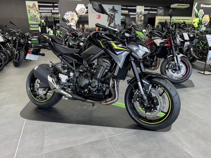 KAWASAKI Z 900 E 4