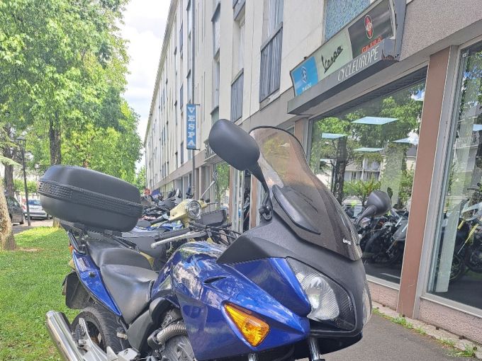 HONDA CBF 600 S 4