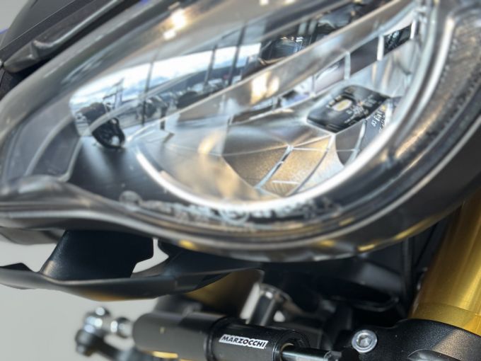 TRIUMPH SPEED TRIPLE 1200 RS 4