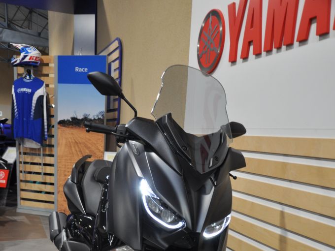 YAMAHA X-MAX 125 IRON MAX 4