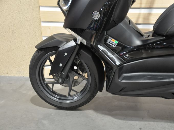 YAMAHA X-MAX 125 IRON MAX 4