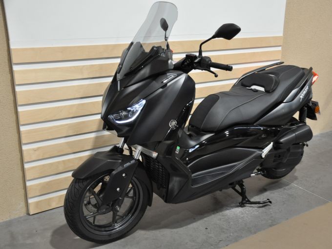 YAMAHA X-MAX 125 IRON MAX 4
