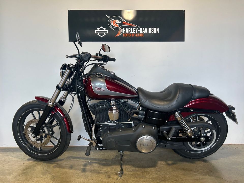 HARLEY-DAVIDSON DYNA STREET BOB 1690 4
