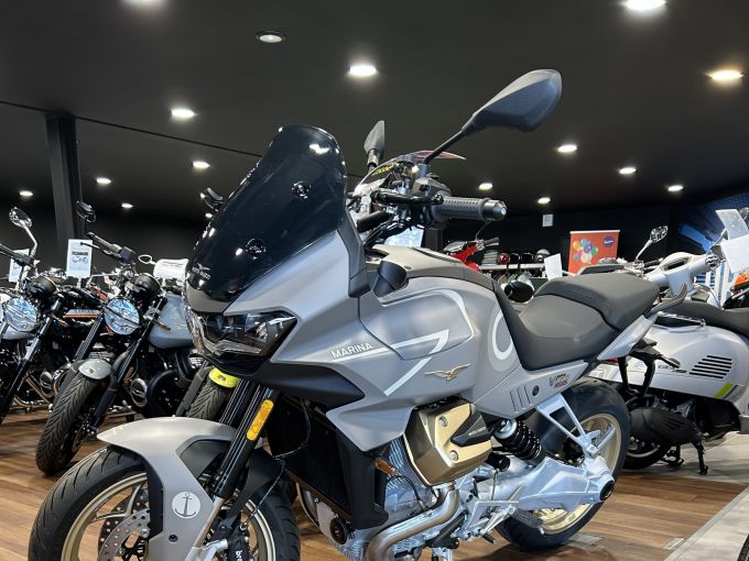 MOTO GUZZI V100 Mandello Aviazione Navale 4