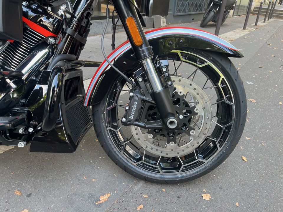 HARLEY-DAVIDSON TOURING STREET GLIDE 1977 CVO  4