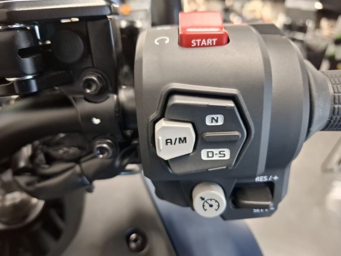 HONDA NT 1100 DCT 4