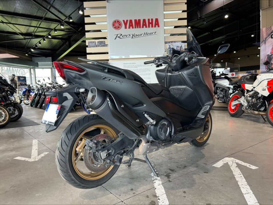 YAMAHA XP T-MAX 560 TECH MAX KAMO 4