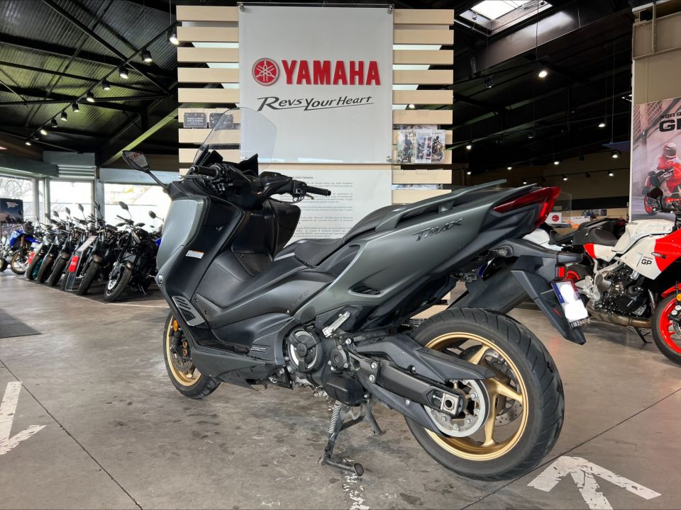 YAMAHA XP T-MAX 560 TECH MAX KAMO 4