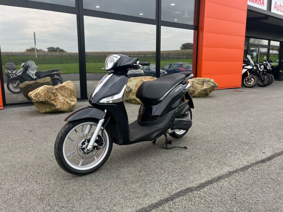 PIAGGIO LIBERTY 125 4
