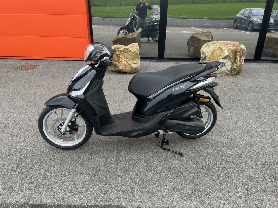 PIAGGIO LIBERTY 125 4