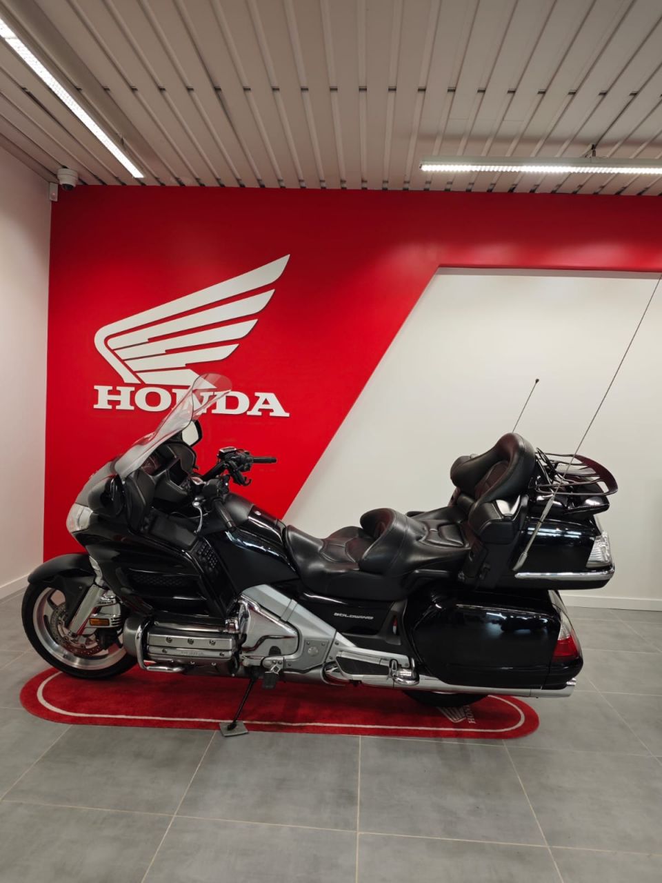 HONDA GL1800 GOLDWING 4