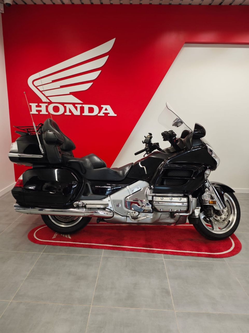HONDA GL1800 GOLDWING 4