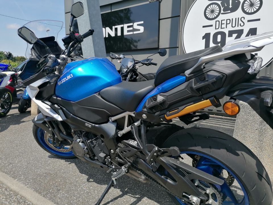 SUZUKI GSX-S 1000 GX 4