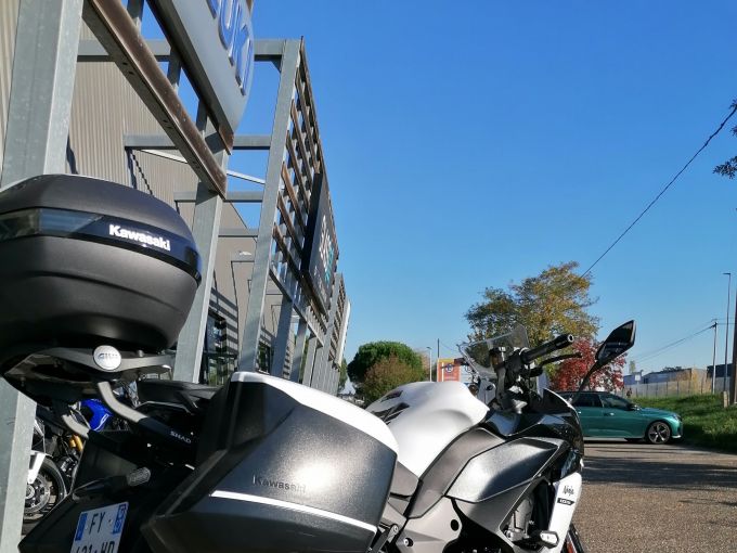 KAWASAKI NINJA 1000 SX TOURER 4