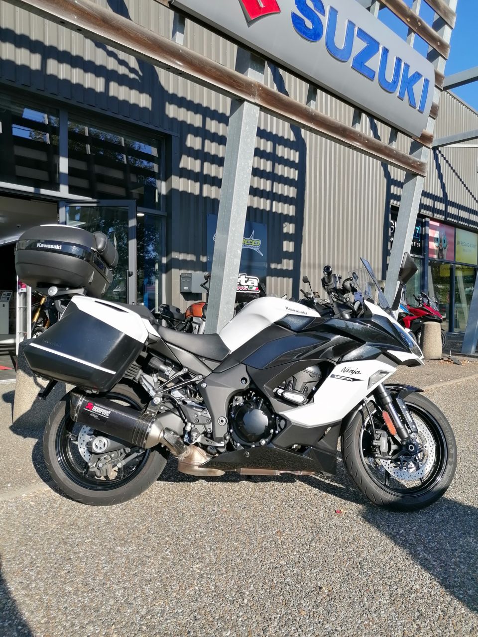 KAWASAKI NINJA 1000 SX TOURER 4