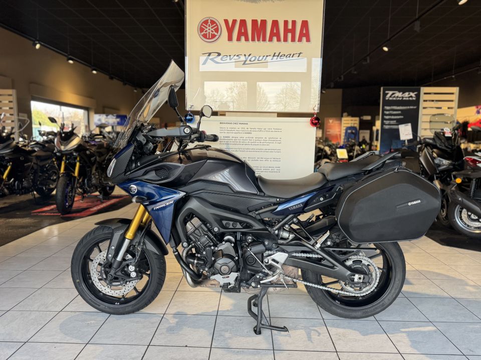 YAMAHA TRACER 900 4