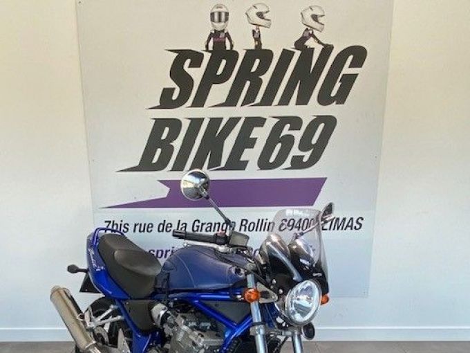 SUZUKI GSF 600 BANDIT 4